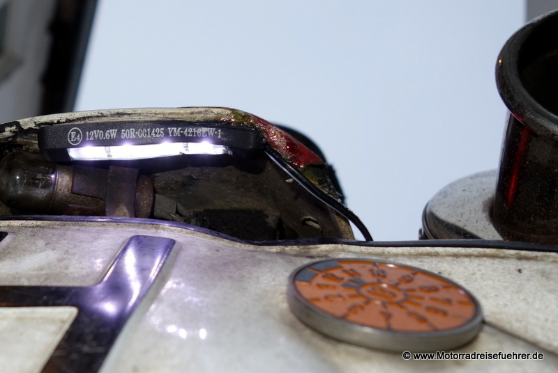 files/picts/04_motorradequipment/Paaschburg_Wunderlich/LED-Schildbeleuchtung (1).JPG